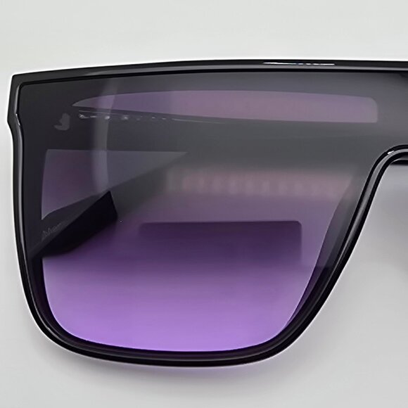 *SOLD*Quay Australia Nightfall Black Frame Purple Black Fade Lens Shield Sunglas - Picture 15 of 15